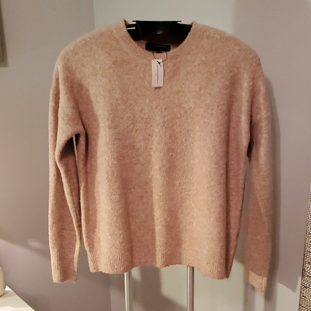 Banana Republic Pink Crewneck Sweater Soft Knit Casual
